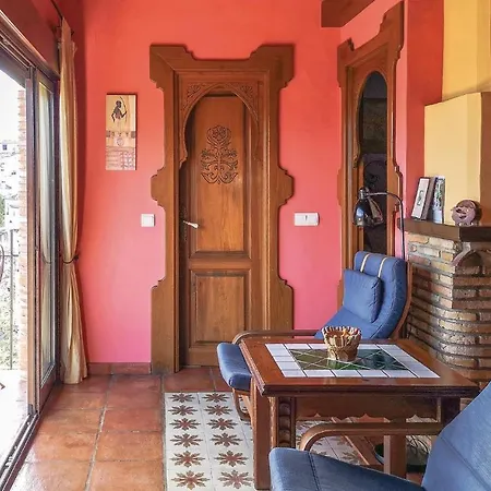 Nice Home In Benalauria With Kitchenette Buitenkant foto